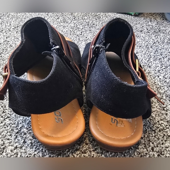 Soda Shoes Womens Size 7.5 Black Fabric Buckle Slip On Flat Sandal Slides - Picture 12 of 12